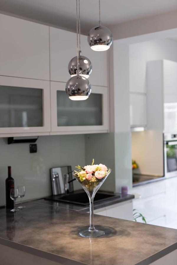 Lux Apartment Ema Kaštela Kültér fotó